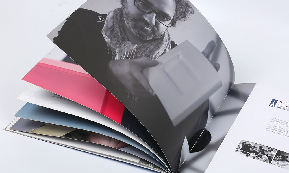 學會宣傳冊設計制作比較劃算？