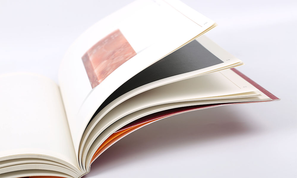 設(shè)計(jì)畫(huà)冊(cè)字體哪個(gè)好？