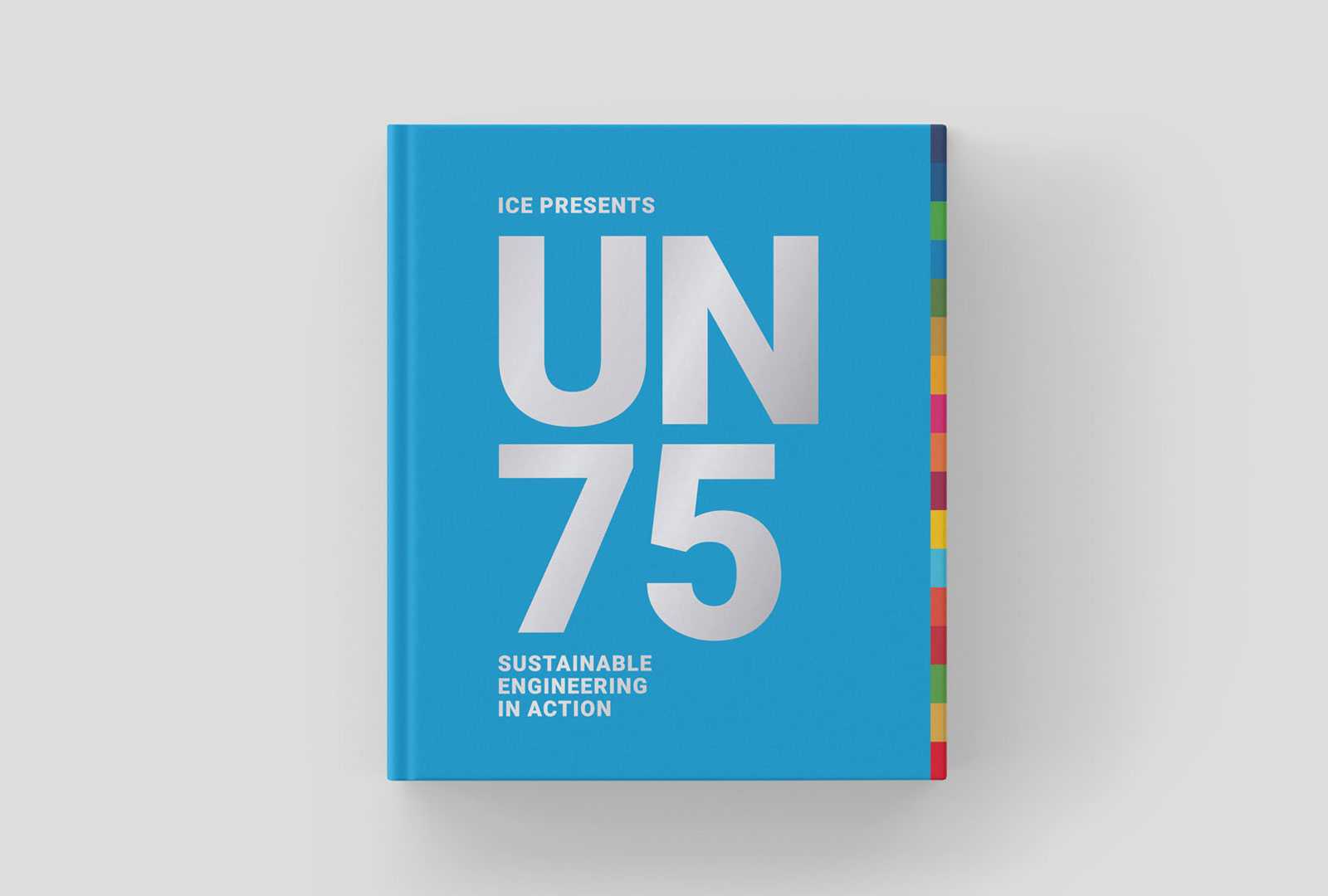 周年做紀(jì)念冊(cè)多少錢一頁